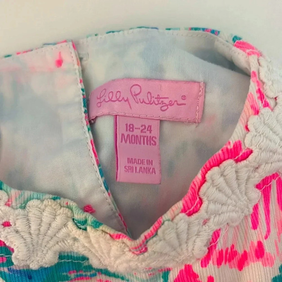 Lilly Pulitzer 
Baby shift and bloomers set - Picture 3 of 3